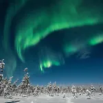 Hommala Riverside With Terrace, Sauna & Auroras Near Rovaniemi
