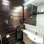 Деревянный коттедж Hommala Riverside With Terrace, Sauna & Auroras Near Rovaniemi *