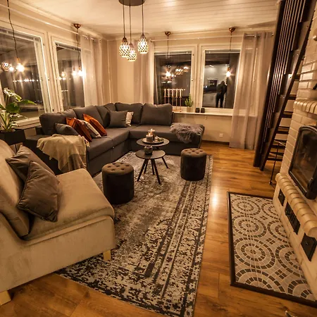 Hommala Riverside With Terrace, Sauna & Auroras Near Rovaniemi Raiskio