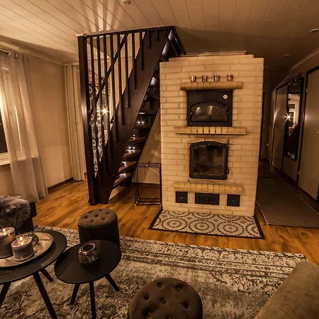 Hommala Riverside With Terrace, Sauna & Auroras Near Rovaniemi Lodge