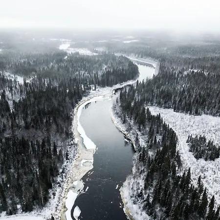 Hommala Riverside With Terrace, Sauna & Auroras Near Rovaniemi Raiskio
