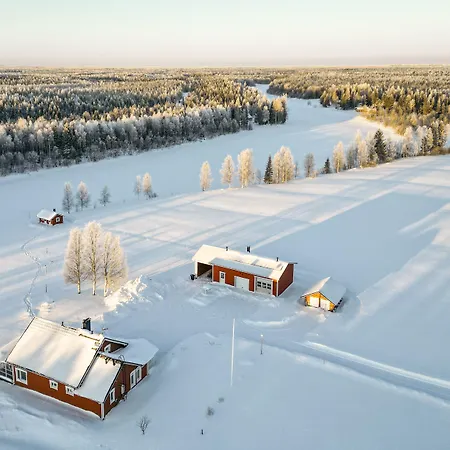 Hommala Riverside With Terrace, Sauna & Auroras Near Rovaniemi Gerendaház *