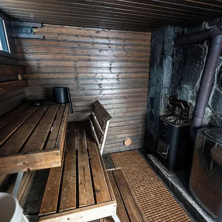 Lodge Hommala Riverside With Terrace, Sauna & Auroras Near Rovaniemi *